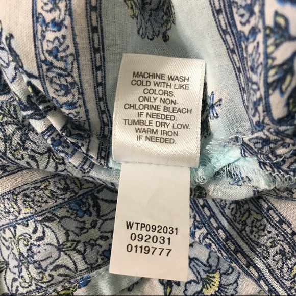 J.Jill Tunic Top Overlay Size Medium Blue Floral Soft V-Neck Long Flowy Boho - Picture 9 of 9